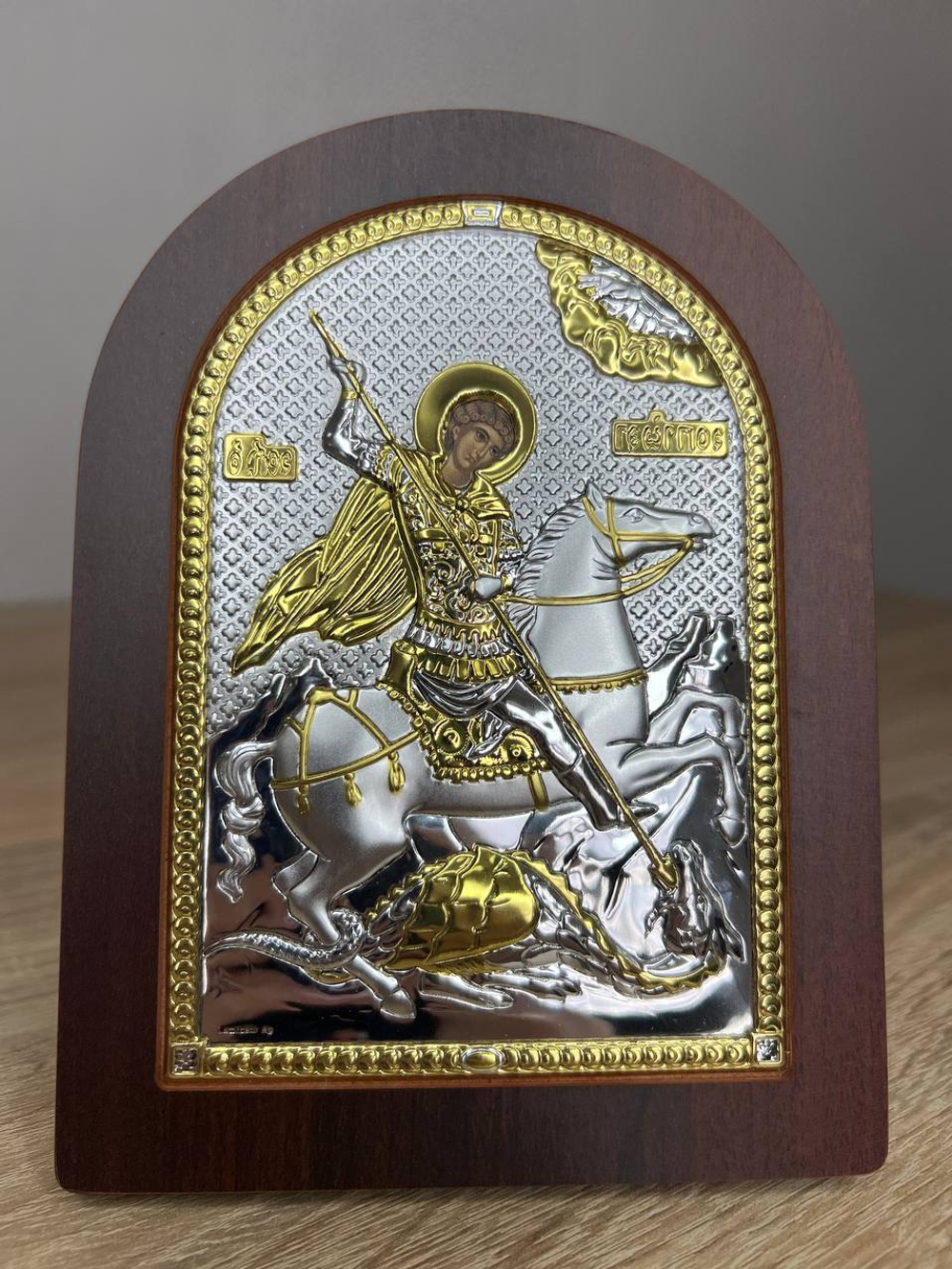 Георгий Победоносец, икона арочная, красное дерево  75х103
