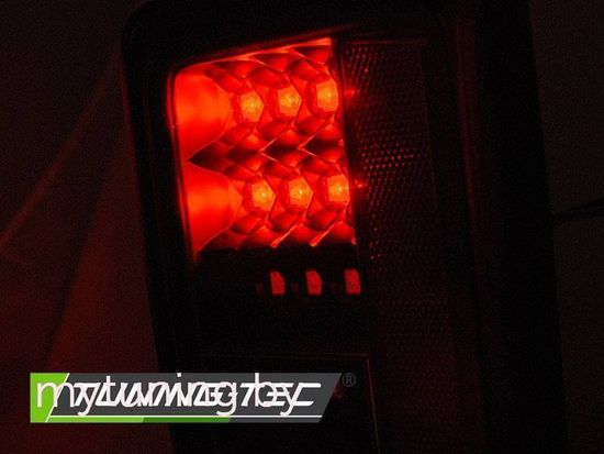 Задние фонари для Jeep Wrangler JK (07-18) LED темные