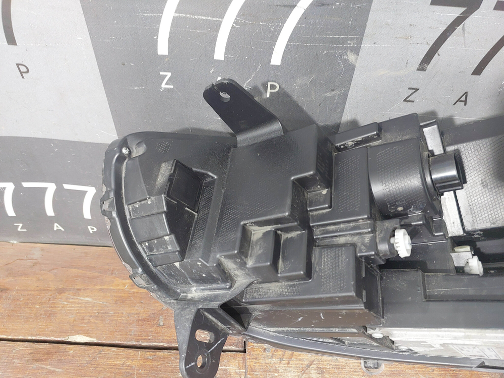 Фара правая LED Haval Jolion 21-нв Б/У Оригинал 4121105XST01A