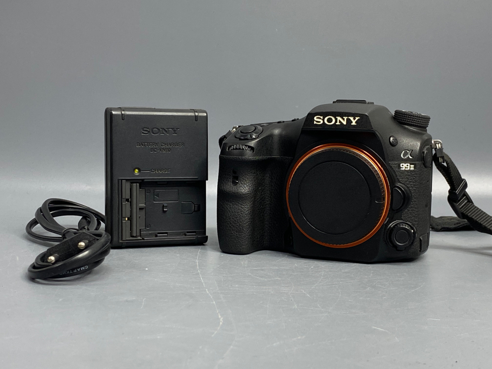 Sony A99 Mark II 32.700 Кадров