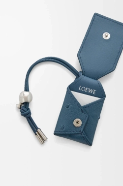 Loewe Сумка-мини Puzzle Featherlight из страусиной кожи, синий