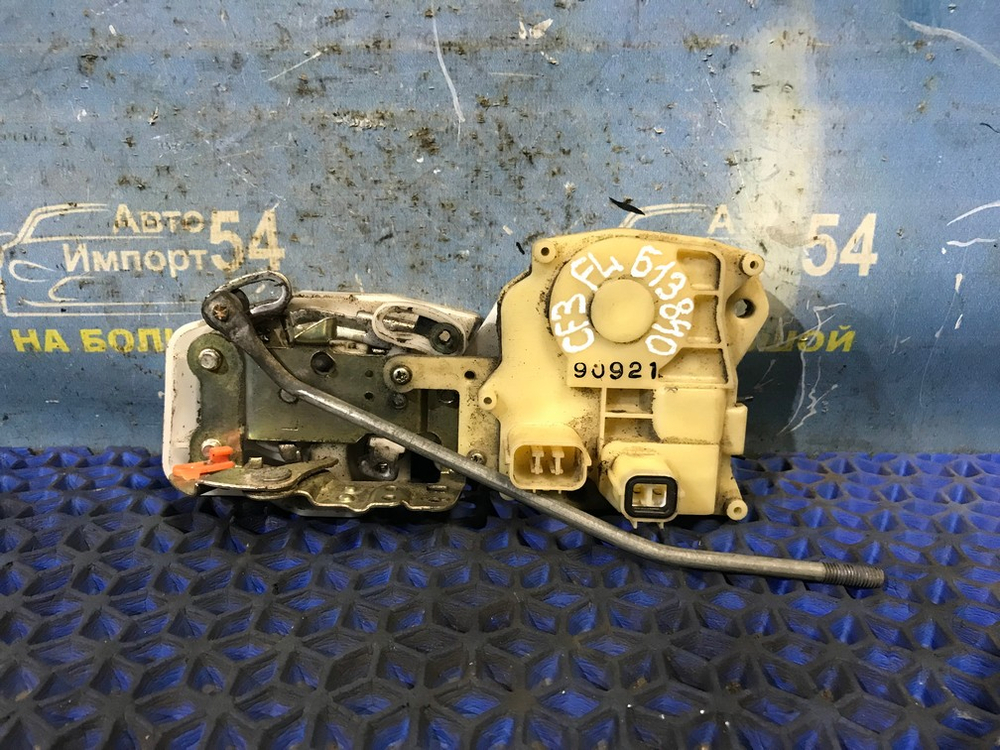 Замок двери передней левой Honda ACCORD 2000-2002
