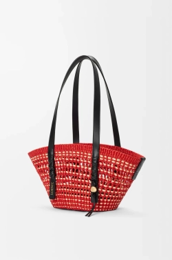 Loewe Небольшая плетеная сумка-корзина Braid из пальмы и телячьей кожи, красный