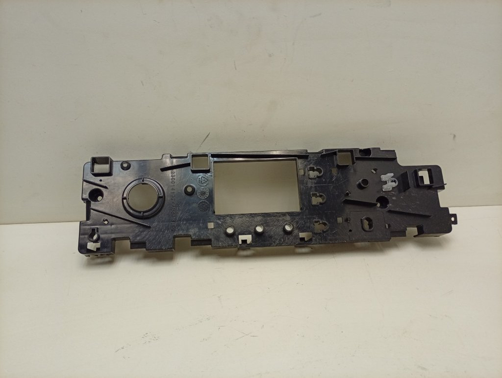 RSM601 кт71 Панель крепления индикации для стиральной машины Hotpoint-Ariston 230014172 б/у