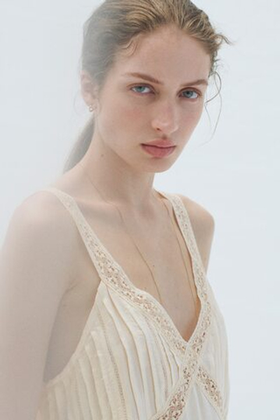 Топ с кружевной лентой и защипами - H&M