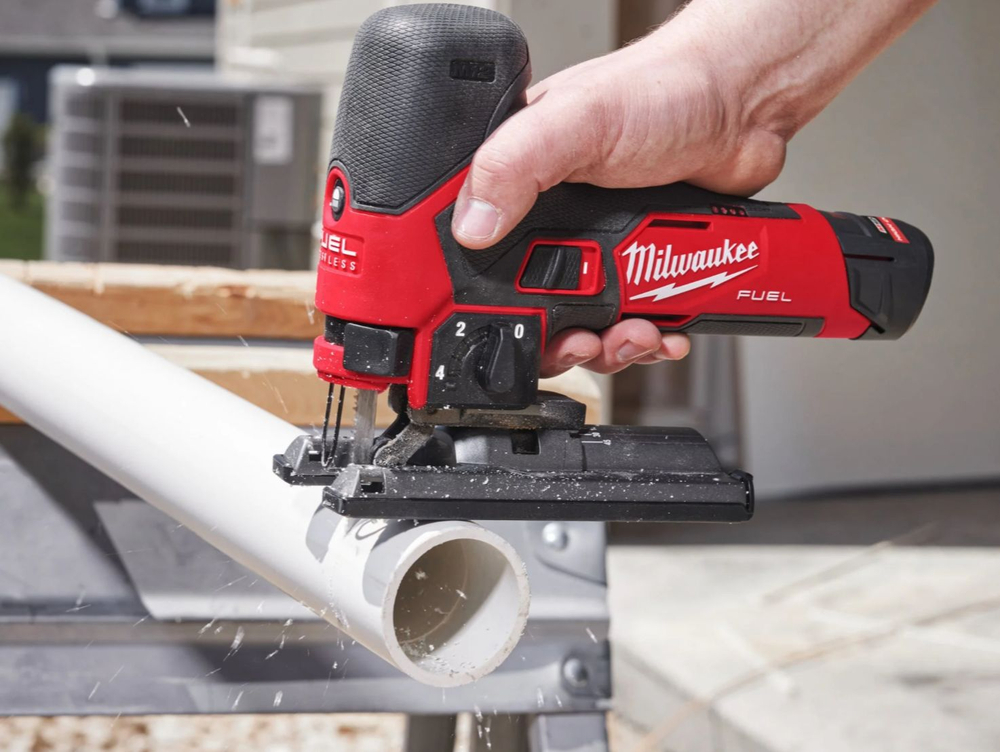 Аккумуляторный лобзик Milwaukee M12 FJS-422X, 4933500575