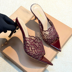 Сабо Gianvito Rossi