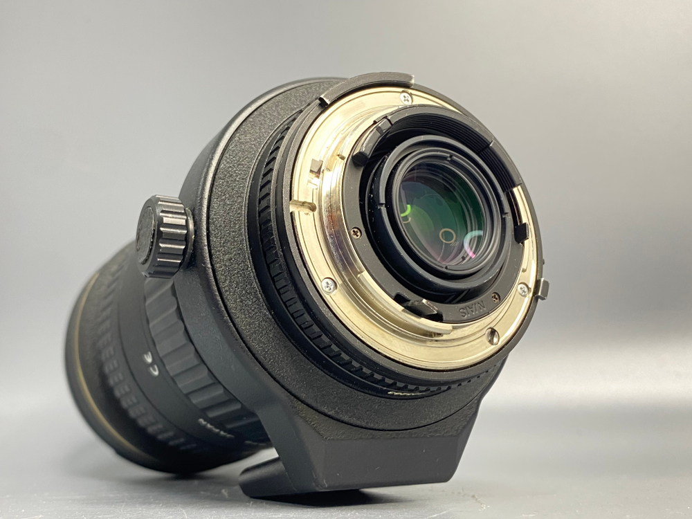 Tokina AT-X 80-400mm 4.5-5.6D Nikon F