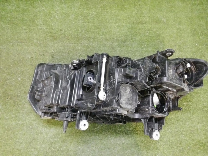 Битая Фара правая BMW 6er G32 (2020-н.в.) Laser