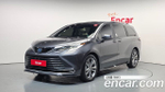 Toyota Sienna 2.5 Hybrid 2WD — 2025