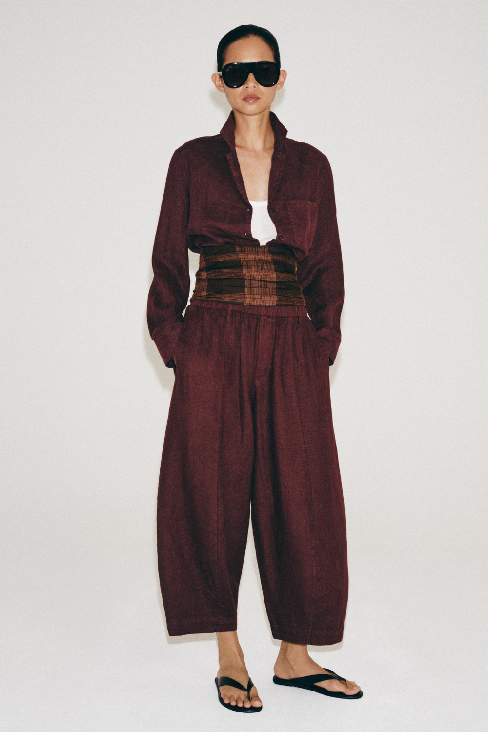 БРЮКИ БАРРЕЛ ИЗ 100% ЛЬНА — ZW COLLECTION — ZARA