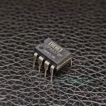 Микросхема OPA637BP orig / DIP8