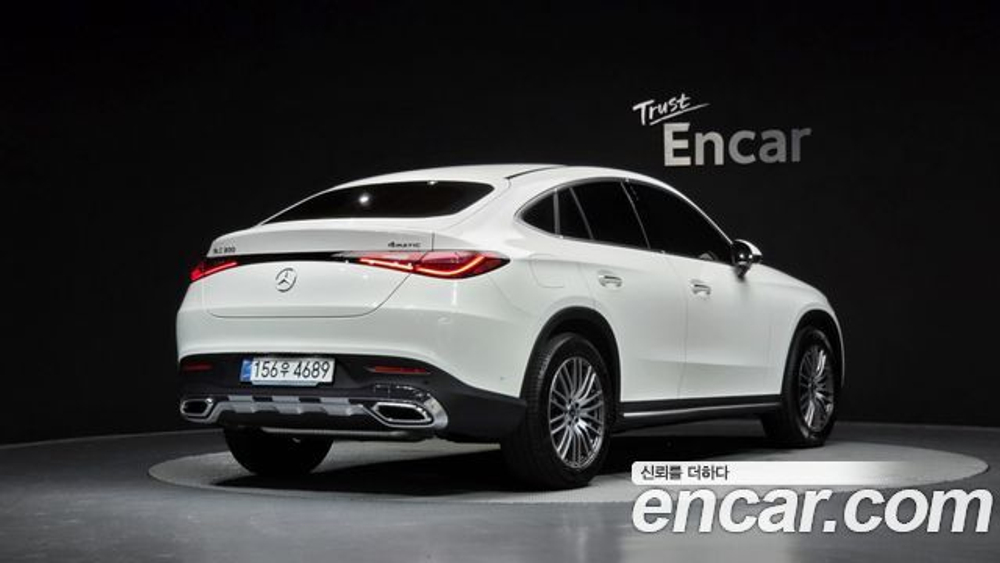 Mercedes-Benz GLC-Class GLC300 4MATIC Avnatgarde Coupe — 2025