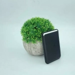 Картхолдер iPhone Leather Wallet MagSafe с лого
