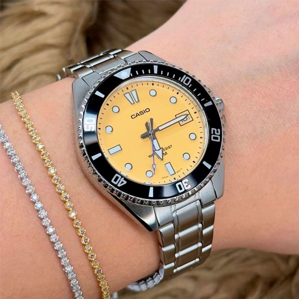 Наручные часы Casio MDV-10D-4A2