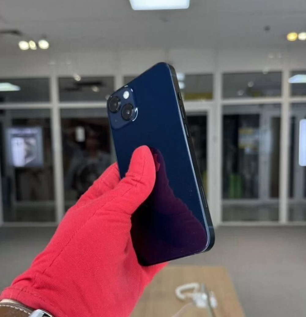 iPhone 13, 256 ГБ б/у