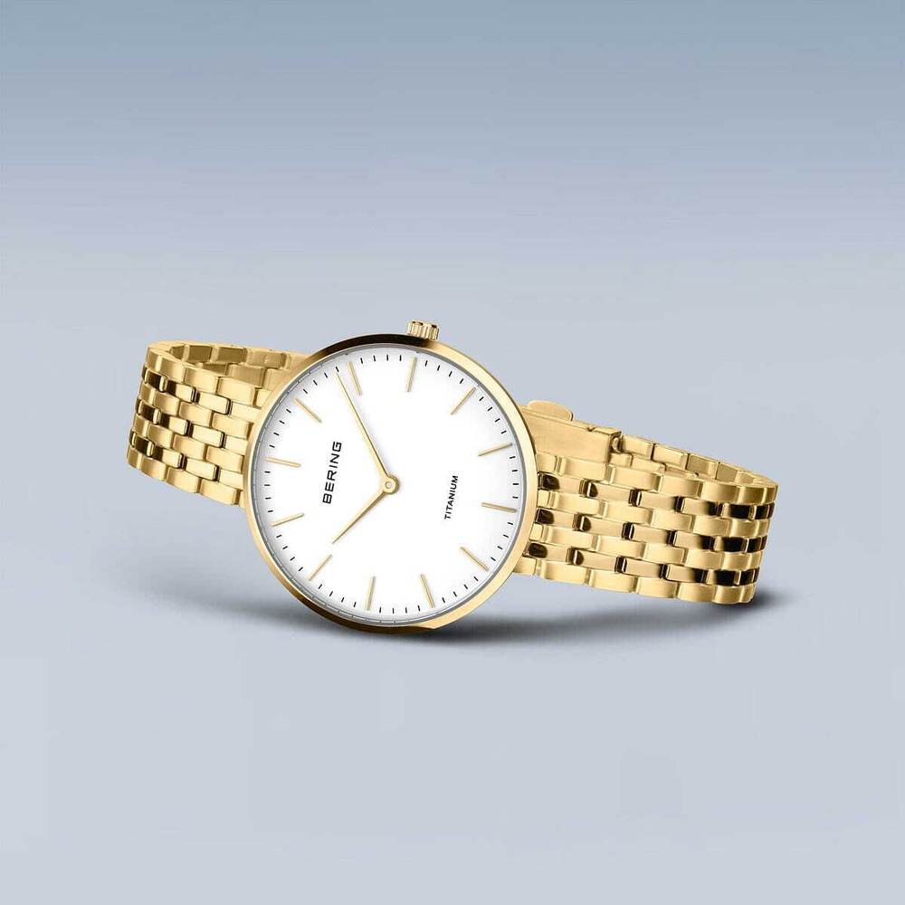 Женские наручные часы Bering 19334-334
