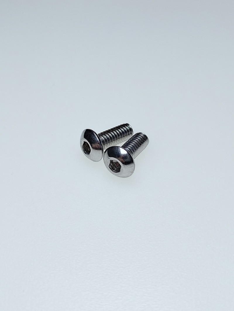4х10 Винт с полукруг.гол. и внутр.шестигр. нерж. А2-70 ISO 7380 (20 шт.)