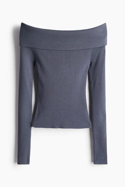 Укороченный топ в рубчик с открытыми плечами - H&M
