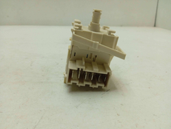 SRV55T03EU/30 ктп17 Сетевая кнопка для посудомоечной машины Bosch 5600052536 б/у