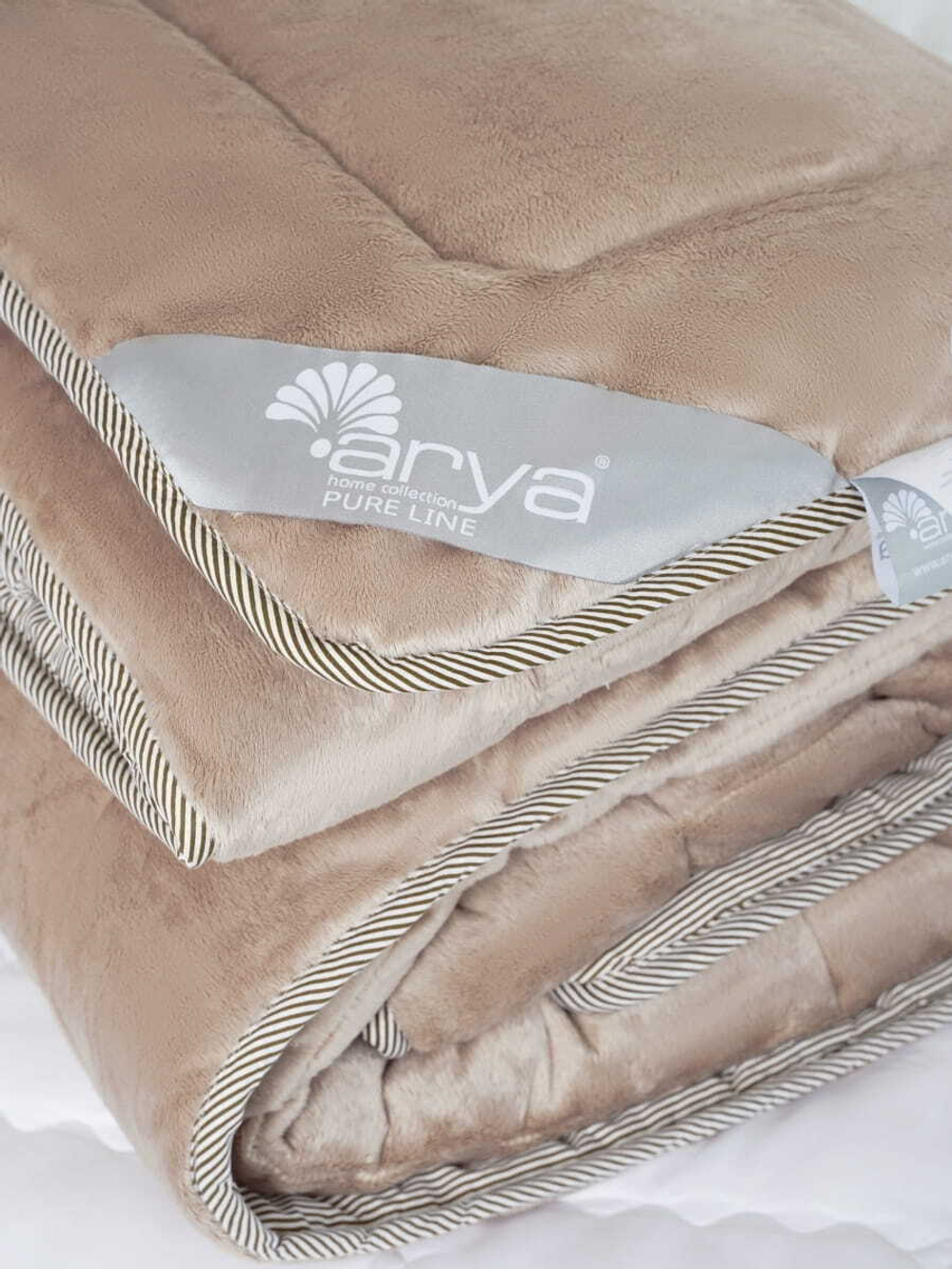 Одеяло всесезонное 195x215 Arya home Pure Line Sophie Brown