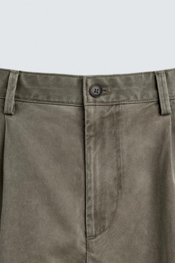 ZARA ШОРТЫ REGULAR FIT СО СКЛАДКАМИ, ЗЕЛЕНЫЙ