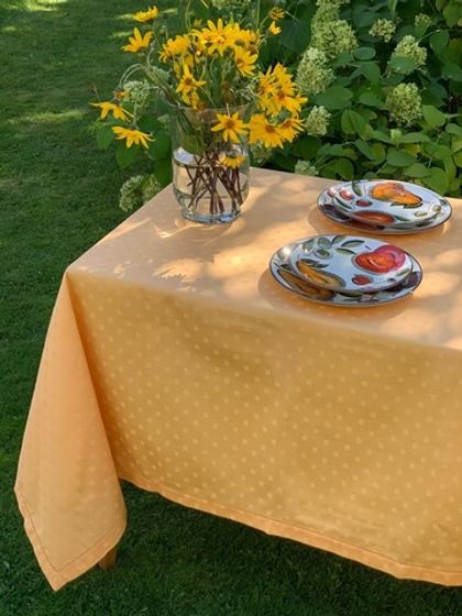 Скатерть 160x175 и 6 cалфеток Tag золотые