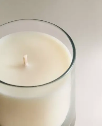 ZARA HOME АРОМАТИЧЕСКАЯ СВЕЧА ÉCLAT DE LYS (180 Г)