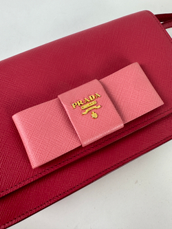 Сумка Prada Saffiano Lux Bow