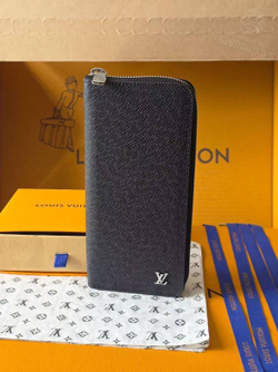 Портмоне Louis Vuitton Zippy