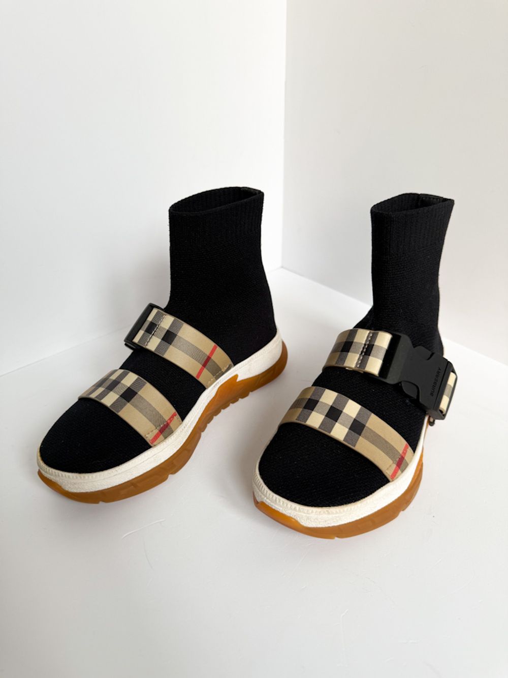 Кроссовки Burberry, 30