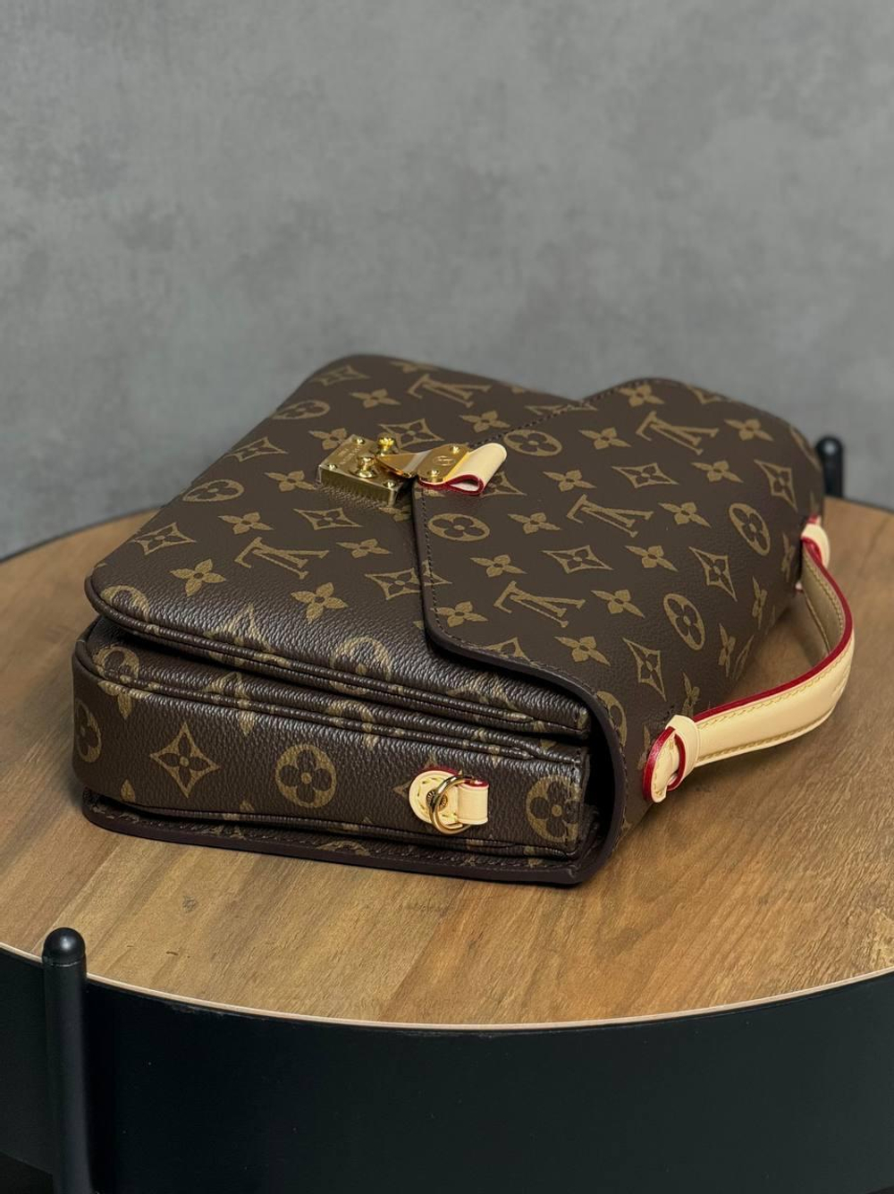 Сумка Louis Vuitton