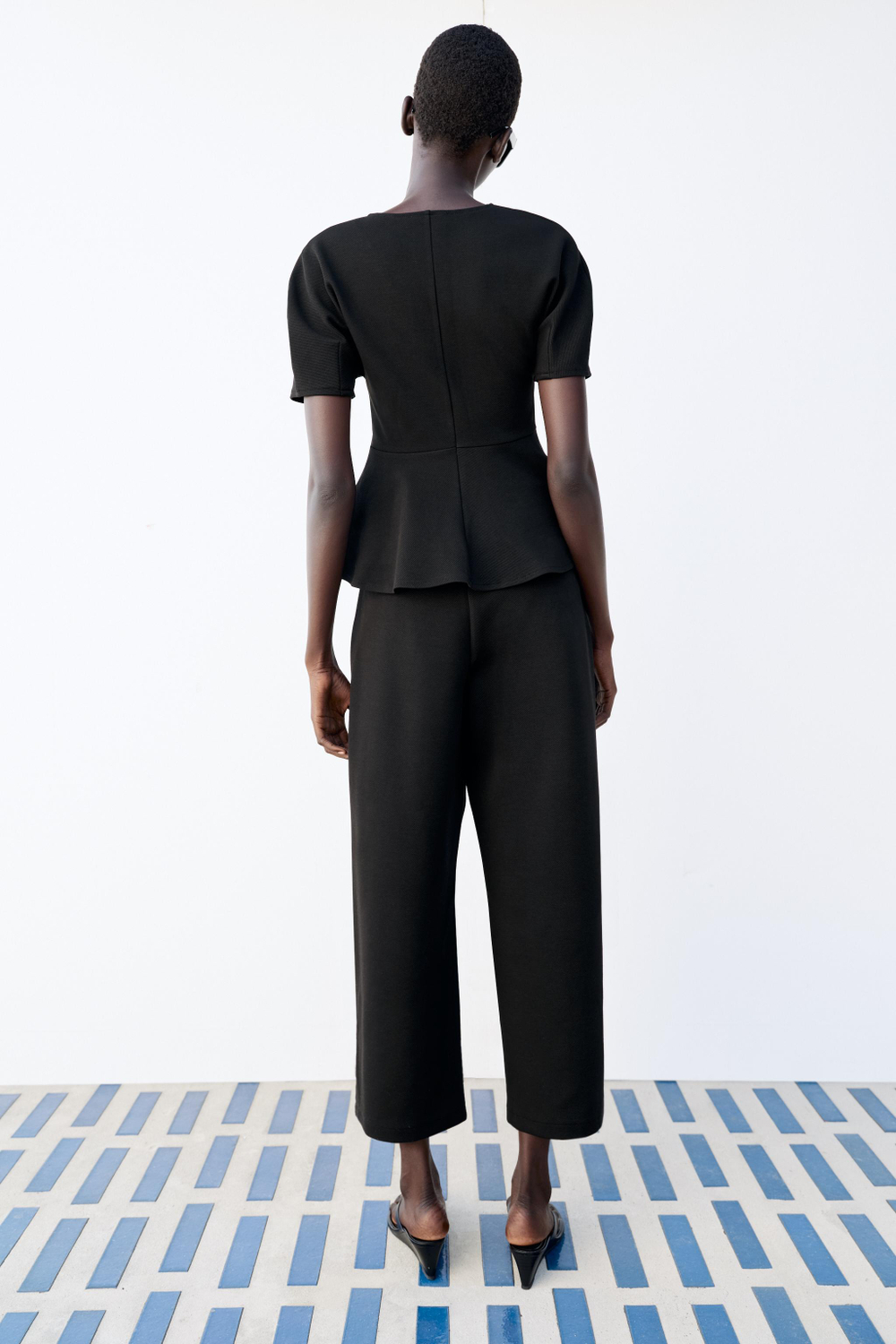 ШИРОКИЕ БРЮКИ — ZARA