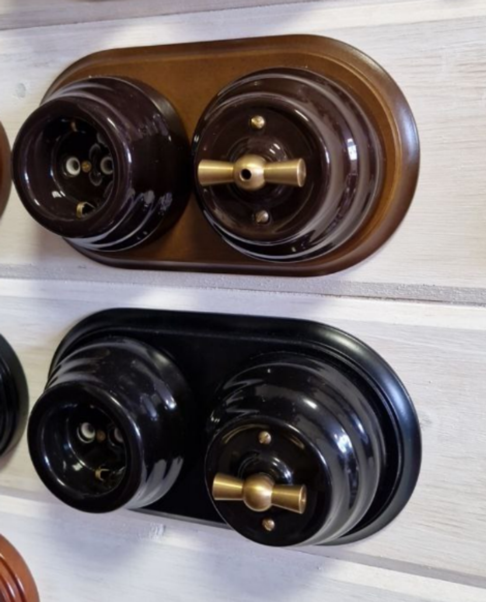 Ретро выключатель керамический Астория, коричневый, INTERIOR ELECTRIC ВПКАС.1/2.05 / 1 и 2 группы света