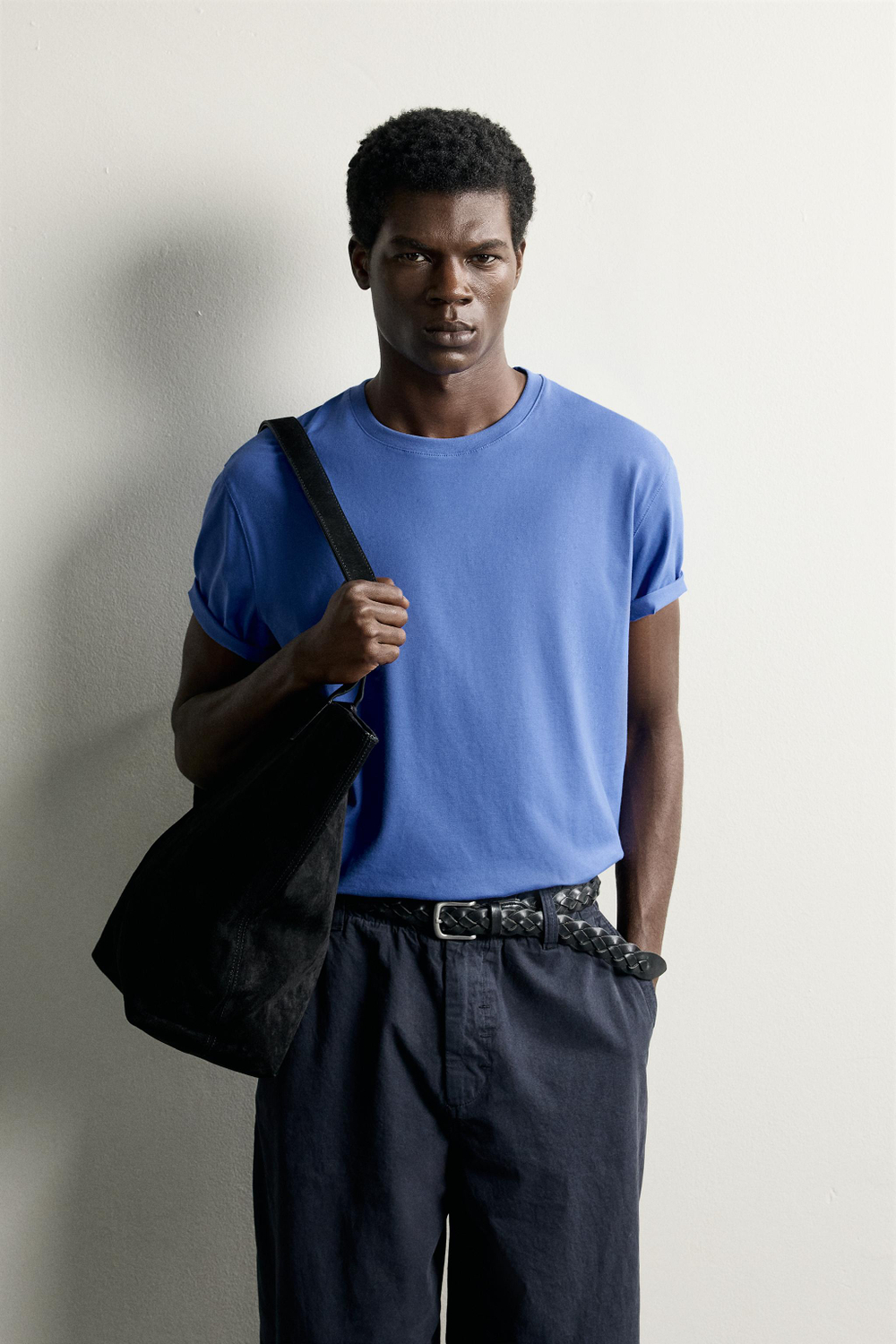 БАЗОВАЯ ФУТБОЛКА MEDIUM WEIGHT /02 — ZARA