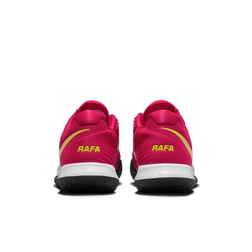 Мужские кроссовки теннисные Nike Zoom Vapor Cage 4 Rafa - mystic hibiscus/white/black/yellow strike