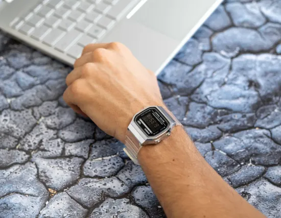 Электронные наручные часы Casio A168XES-1BEF
