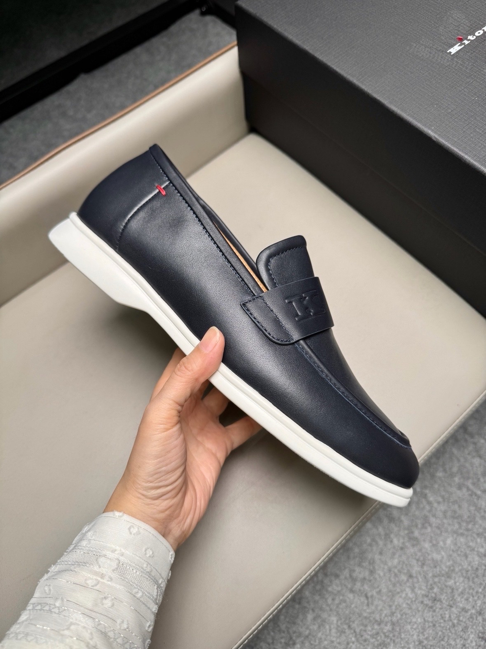 Лоферы Kiton