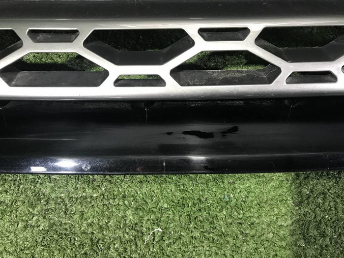Решетка радиатора Land Rover Discovery Sport (2014-2019)