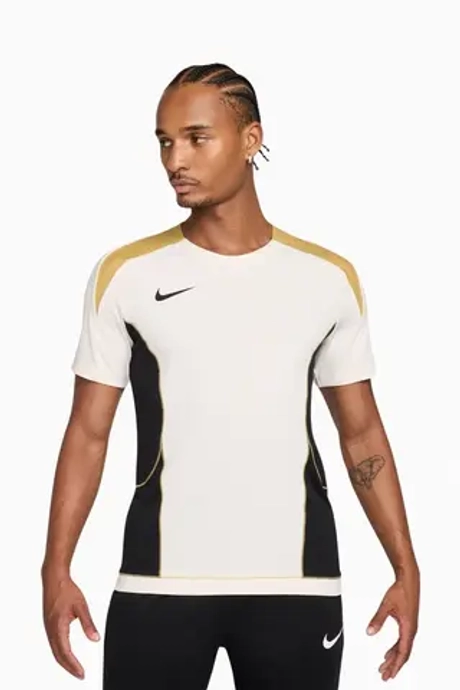 Футболка Nike Strike+ - белый