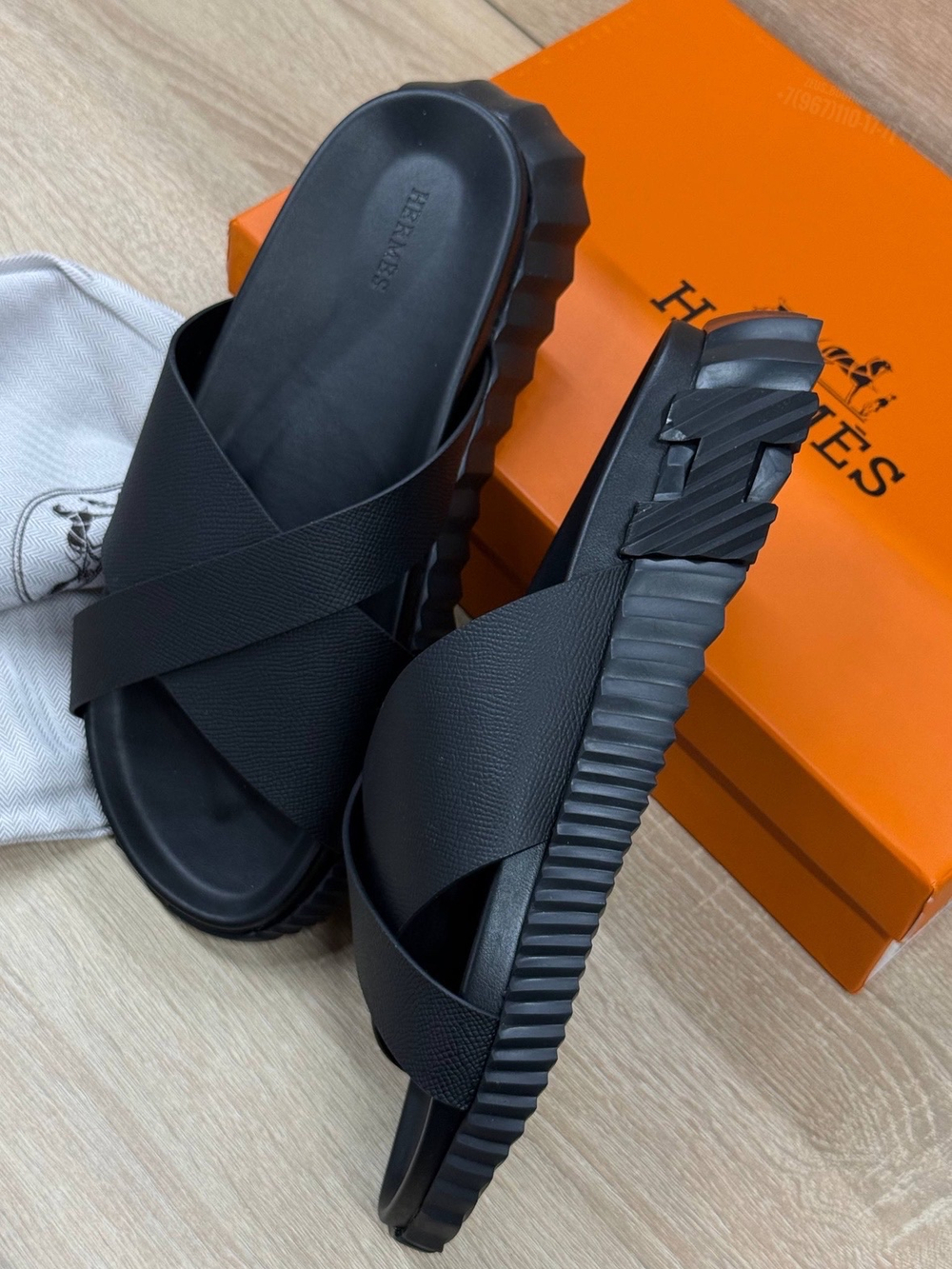 Шлепанцы Hermes Infra