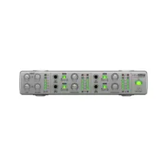 Behringer AMP800 V2 - Предусилитель для наушников,4 раздельные секции стереоусилителя,2 микса на канал