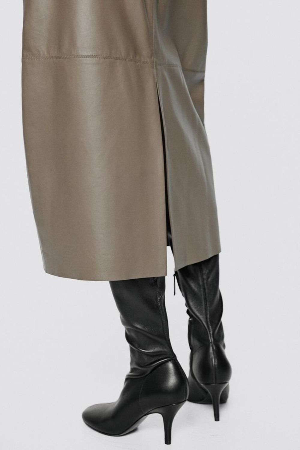 Massimo Dutti Кожаная юбка-карандаш миди - Limited Edition, коричневый