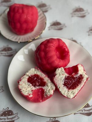 Корпусный десерт "Малина"