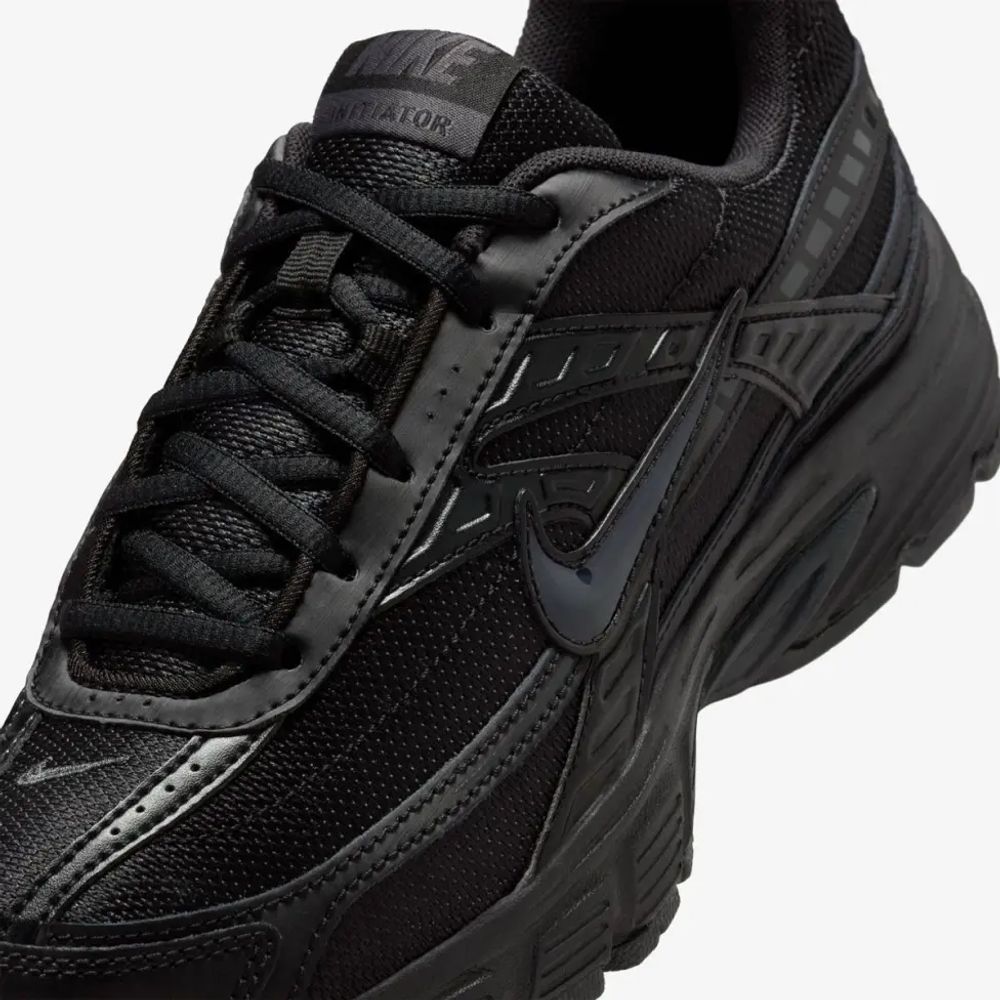 Кроссовки женские NIKE Initiator