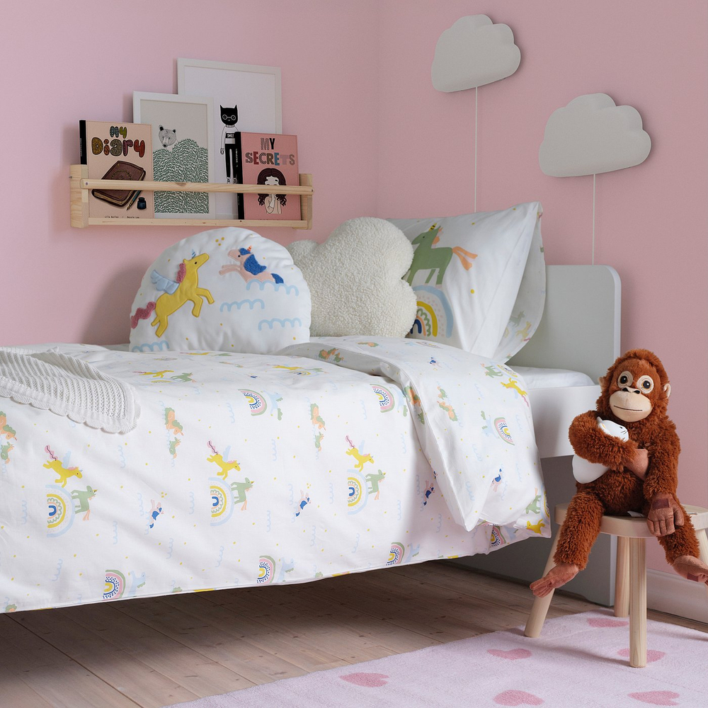 IKEA BARNDRÖM  (ИКЕА БАРНДРЁМ)  -  Подушка - белый/единорог радуга