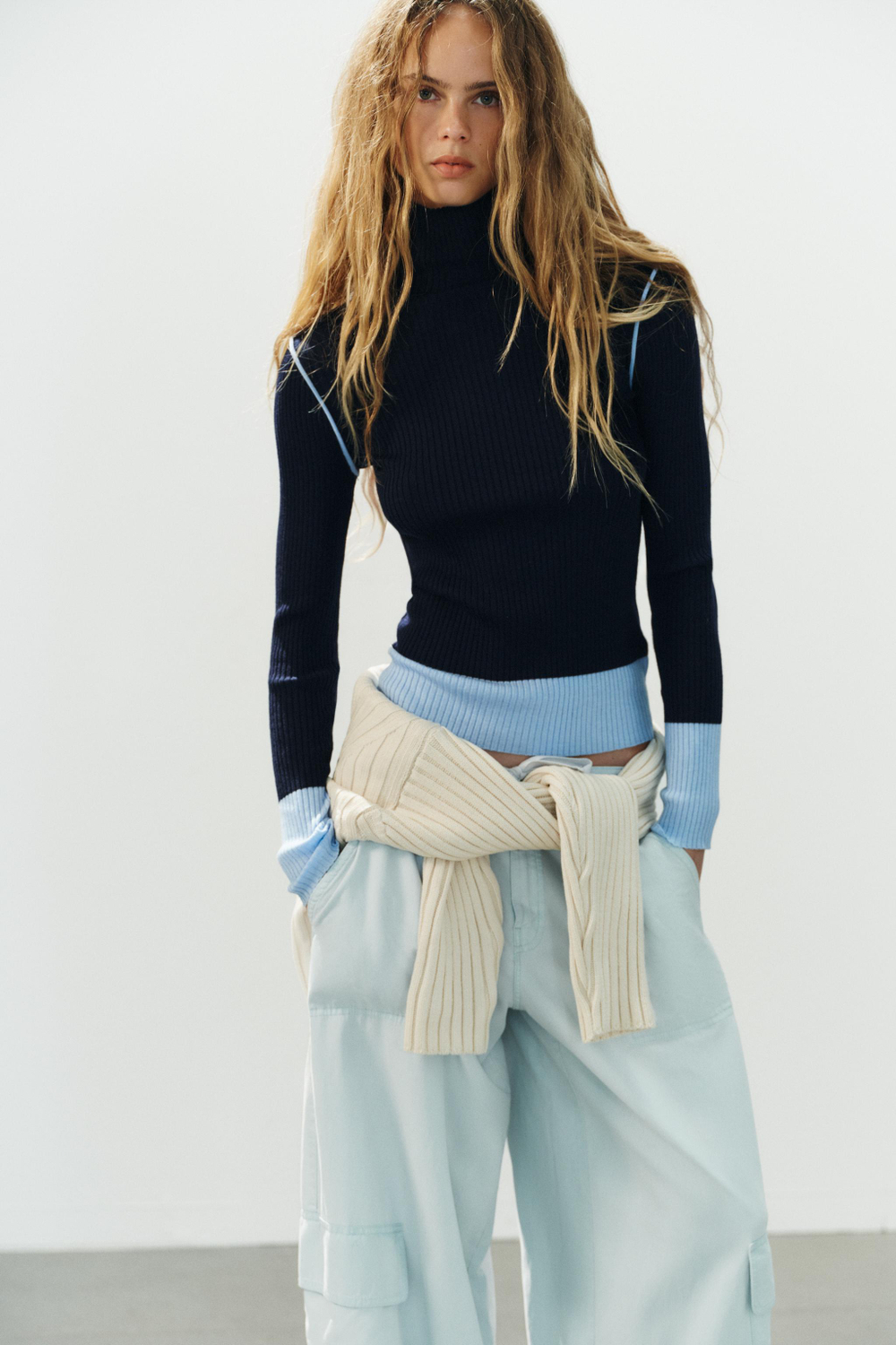 СВИТЕР В РУБЧИК — ZARA