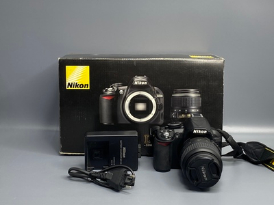 Nikon D3100 + 18-55mm — 6 500 кадров