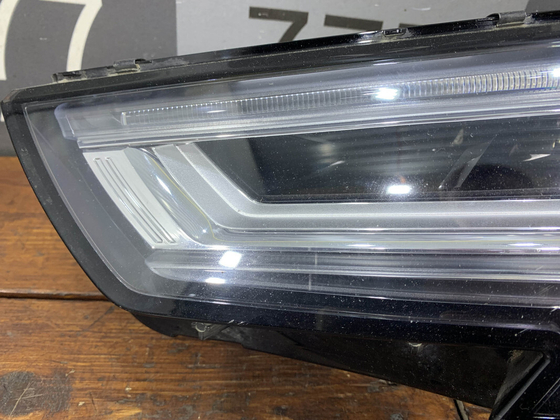 Фара левая LED Audi A4 (B9) 15-20 Б/У Оригинал 8W0941033
