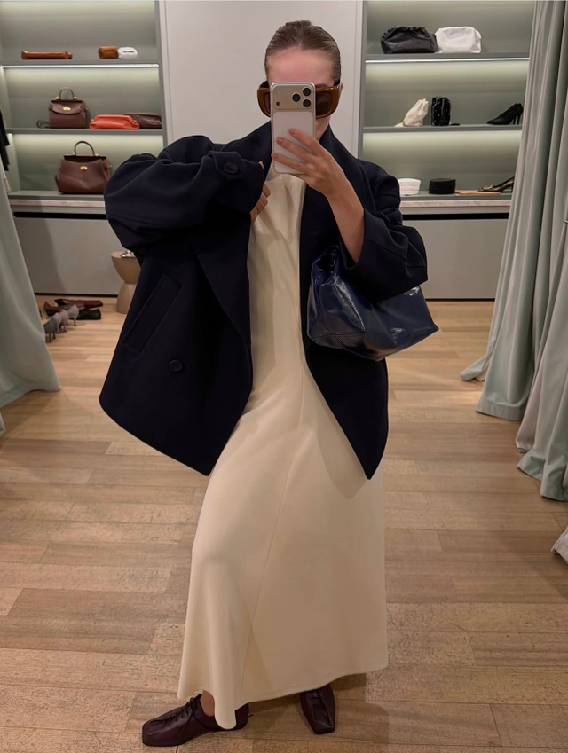 @alenakout
